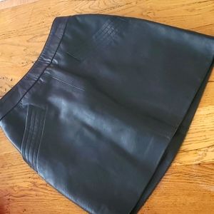 Zara - Black leather short skirt